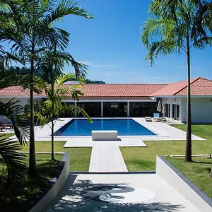 villa-tha-maphrao.khao-lakhotels.com/